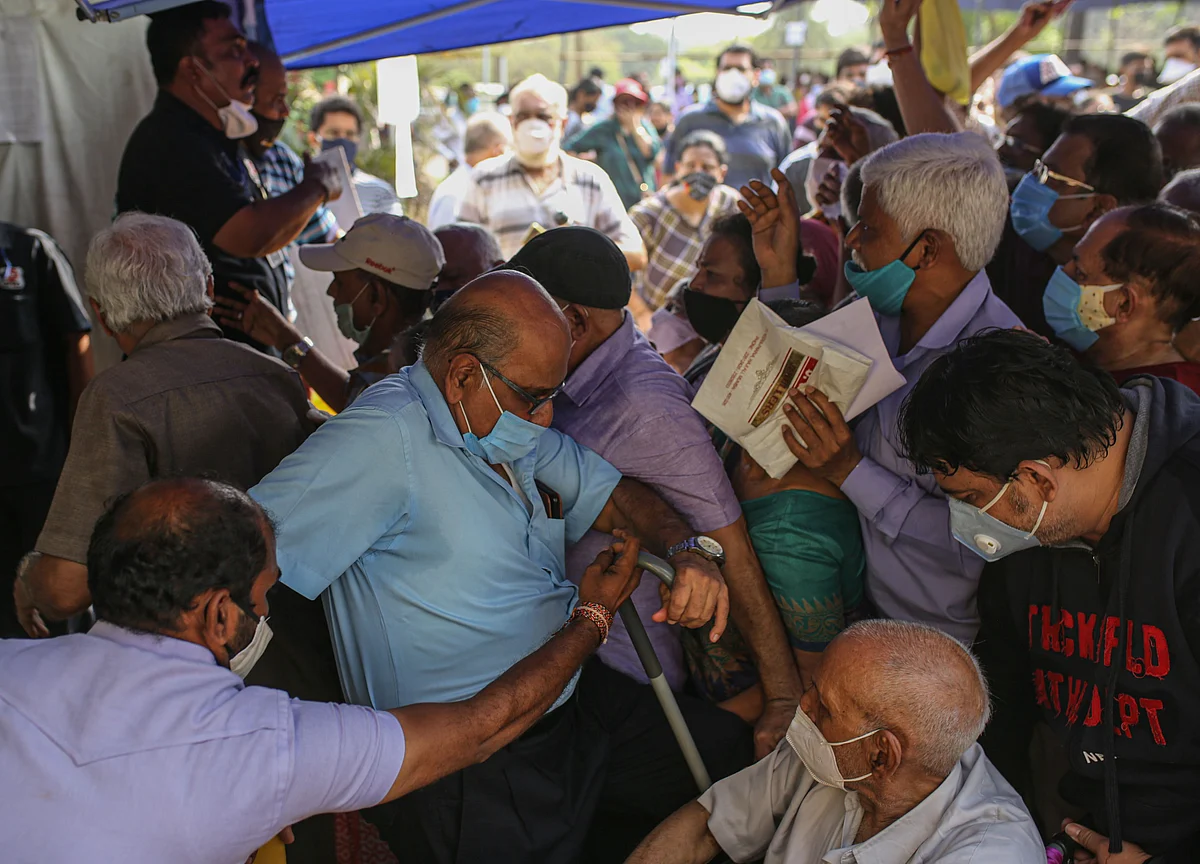 India’s Expanded Vaccination Program Opens to Crashing Servers