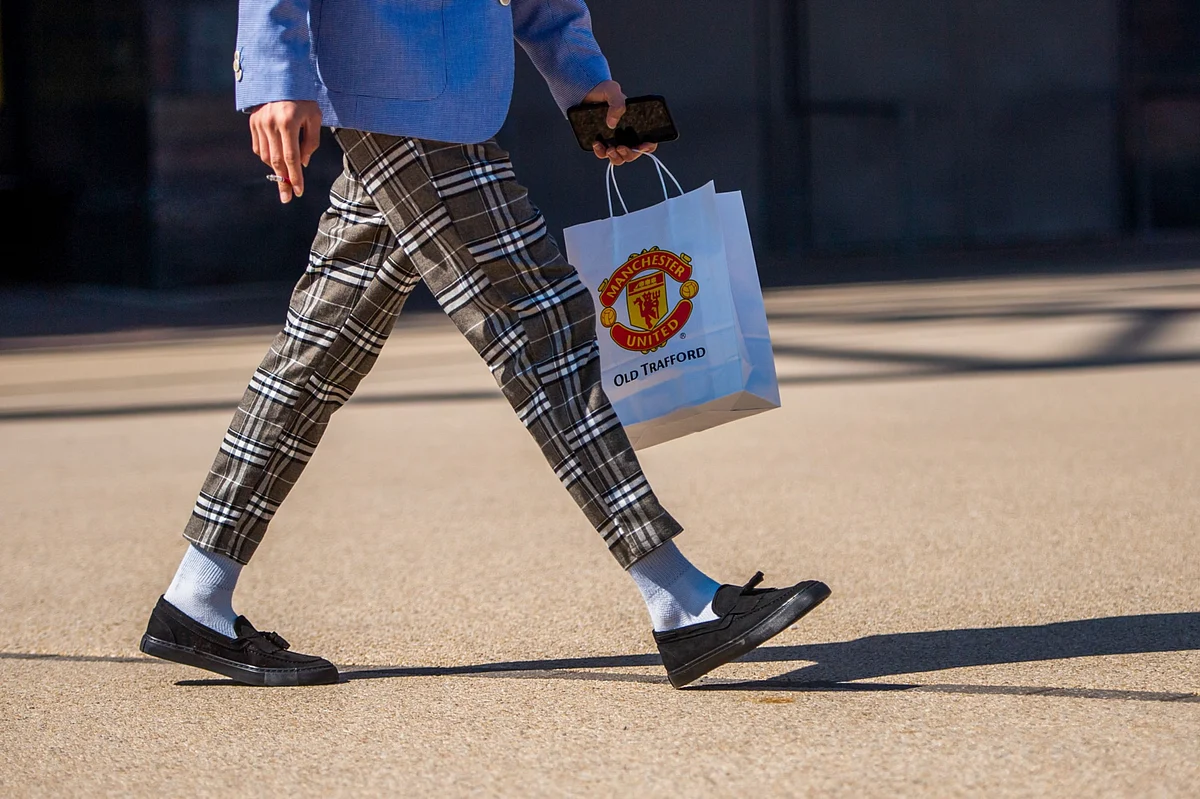 Manchester United Price Tag Set at 4 Billion Pounds, Irish Mirror Says