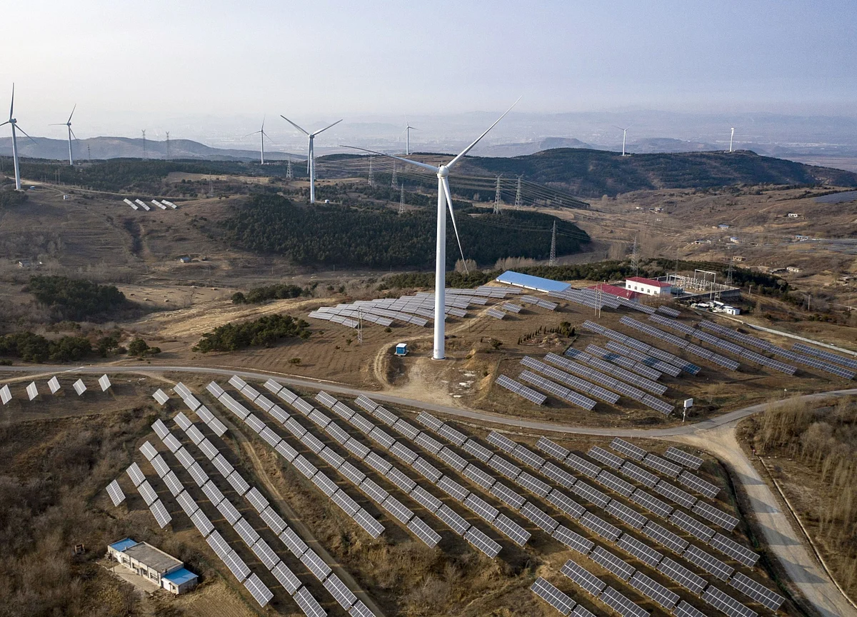 Asia’s Climate Stocks Primed for Rebound, Money Managers Say