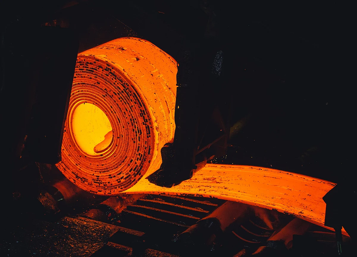 Steel Hits Fresh Highs in China as Output Curbs in Sharp Focus