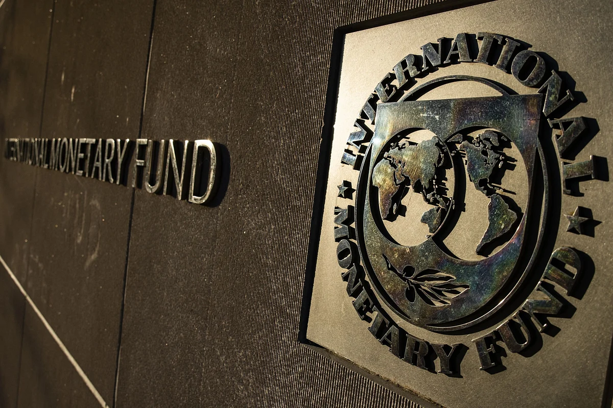 World Economy Risks ‘Dangerously Diverging’ Even as Growth Booms