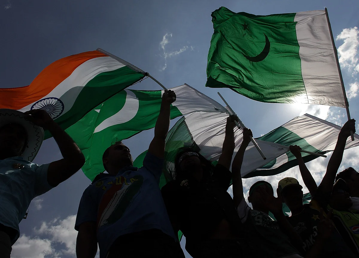 Top Diplomats From India, Pakistan in UAE For Bilateral Meetings