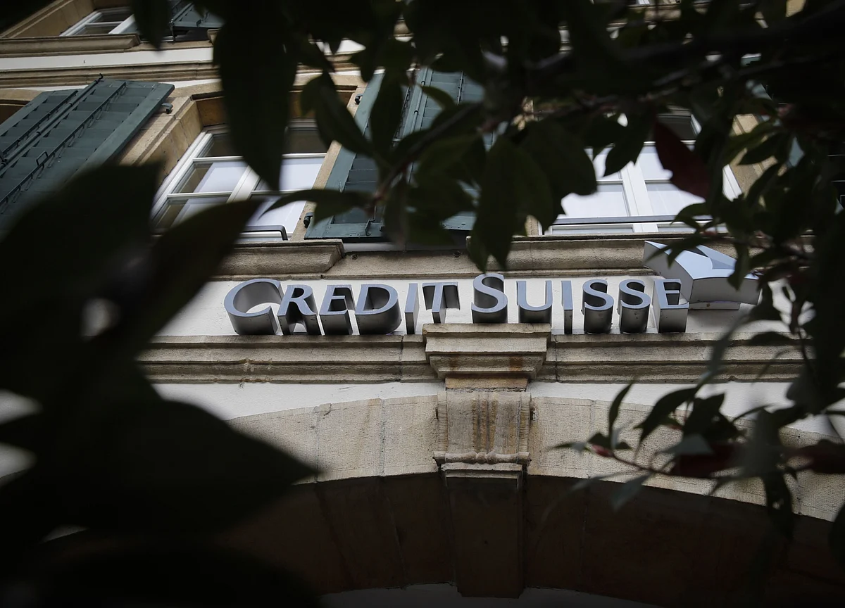 Credit Suisse Weighs Replacing Risk Chief in Looming Executive Shake-Up