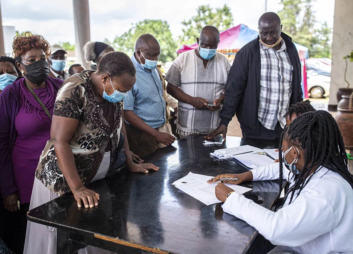 African Vaccine Delivery Is Slowed by India’s Second Wave