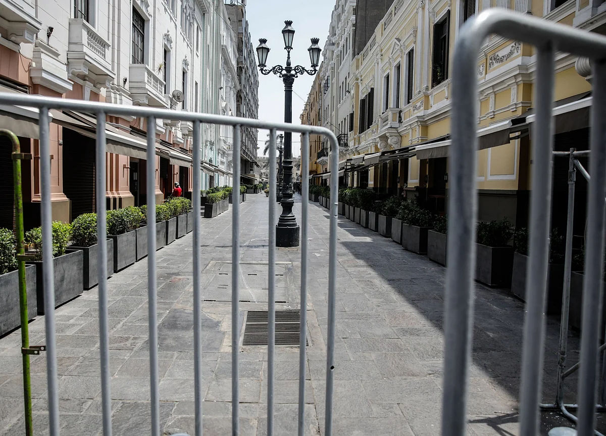 Inflation Stalks Emerging Bonds, Stoking Demand for Refuge
