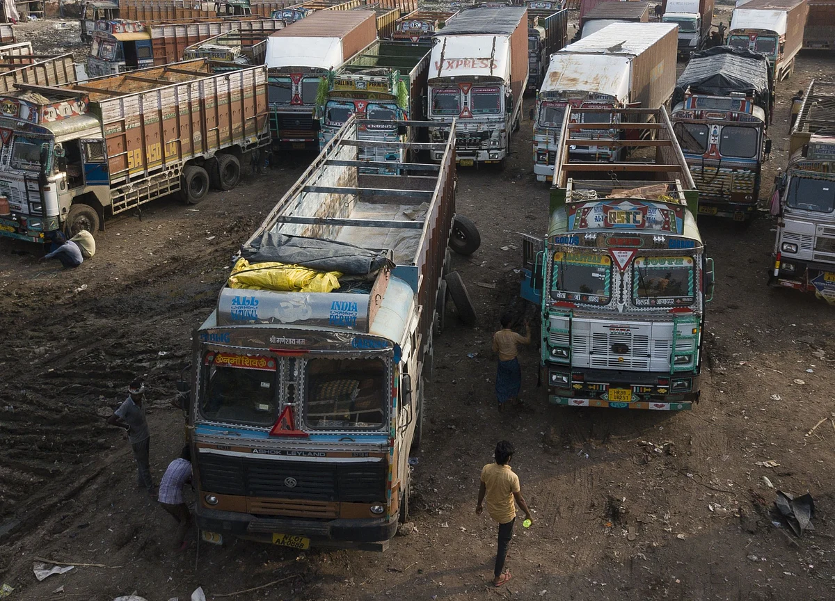 Oil Demand to Buckle in India as Covid Surge Wreaks Havoc