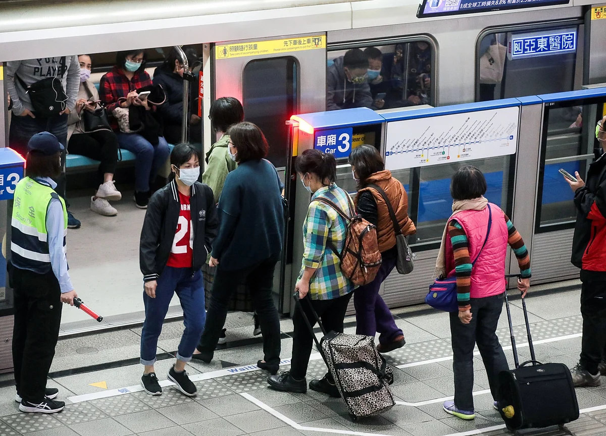 Taiwan Posts Fastest Growth Since 2010 on Export-Fueled Boom