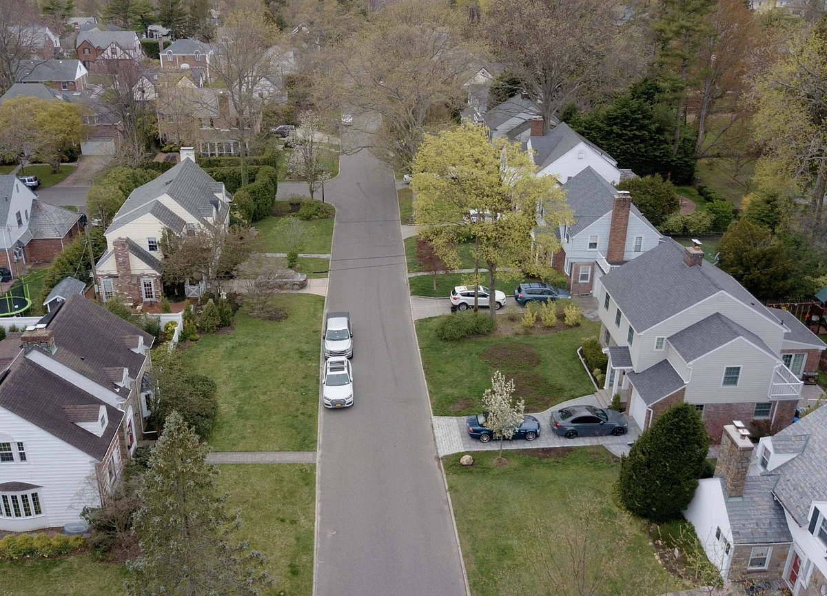 U.S. Home Prices Surge Most Since 2006 With Tight Inventory