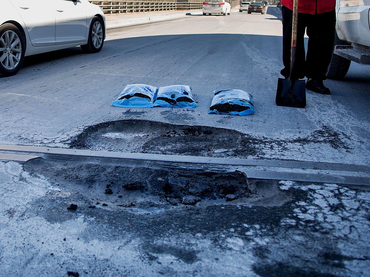 It's Déjà Vu For Auto Dealers In April