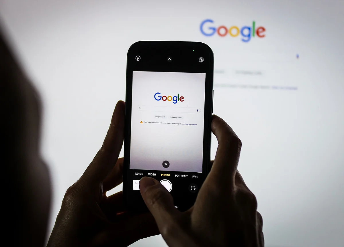 Google Business Booms on Covid Reopening; Shares Soar to Record