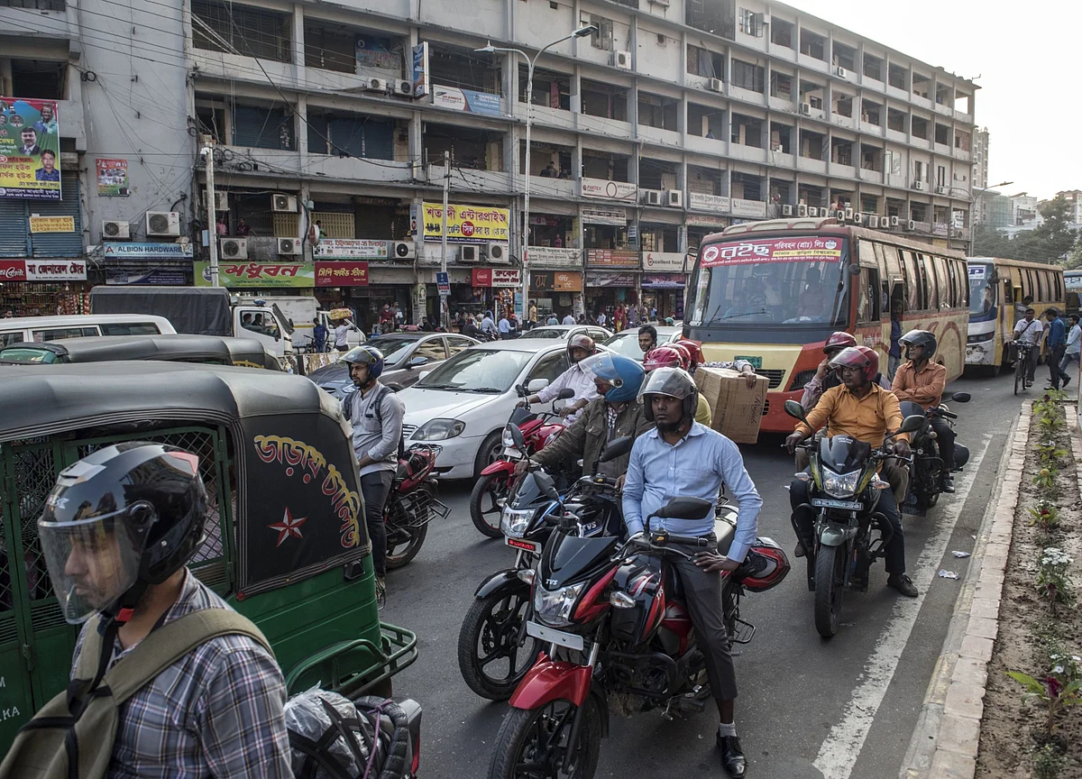 Bangladesh to Enforce Seven-Day Virus Lockdown From Monday