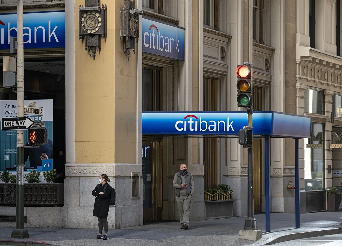 Citi Retail Units Seen Fetching $6 Billion as Sales Kick Off
