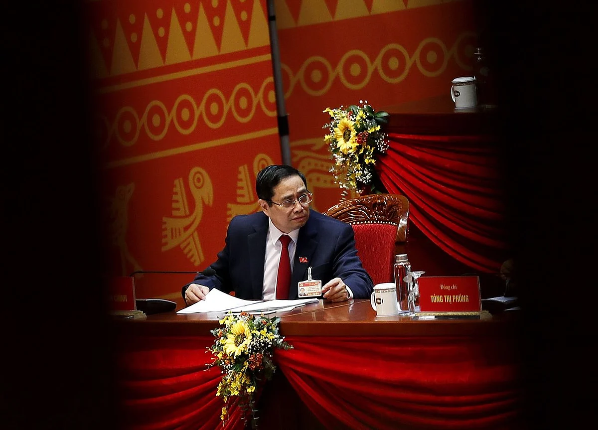 Vietnam Shifts Leaders, Keeps Key Economic Policies in Place