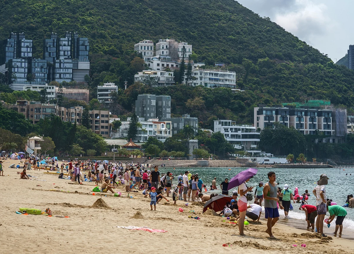 China’s Population May Peak Next Year, State Media Says