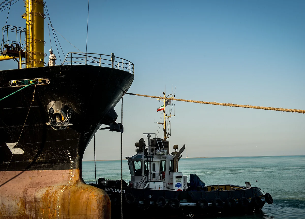 Iran Frees South Korean Ship in Sign of Detente Amid Atomic Talks