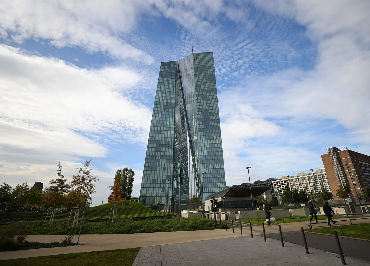 ECB Keeps Stimulus Settings in Place to Await Economic Rebound