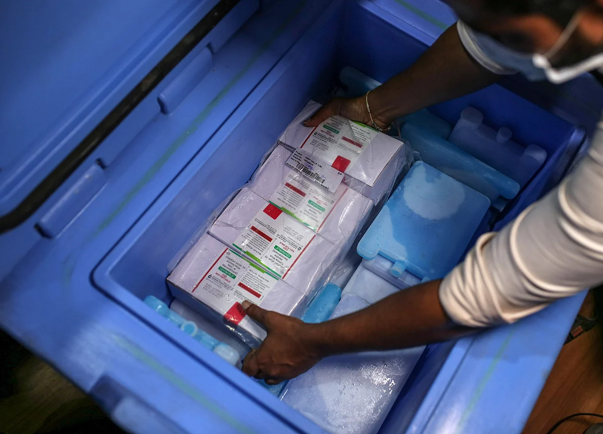 Mumbai Seeks to Import Millions of Vaccines to Avert Covid Wave