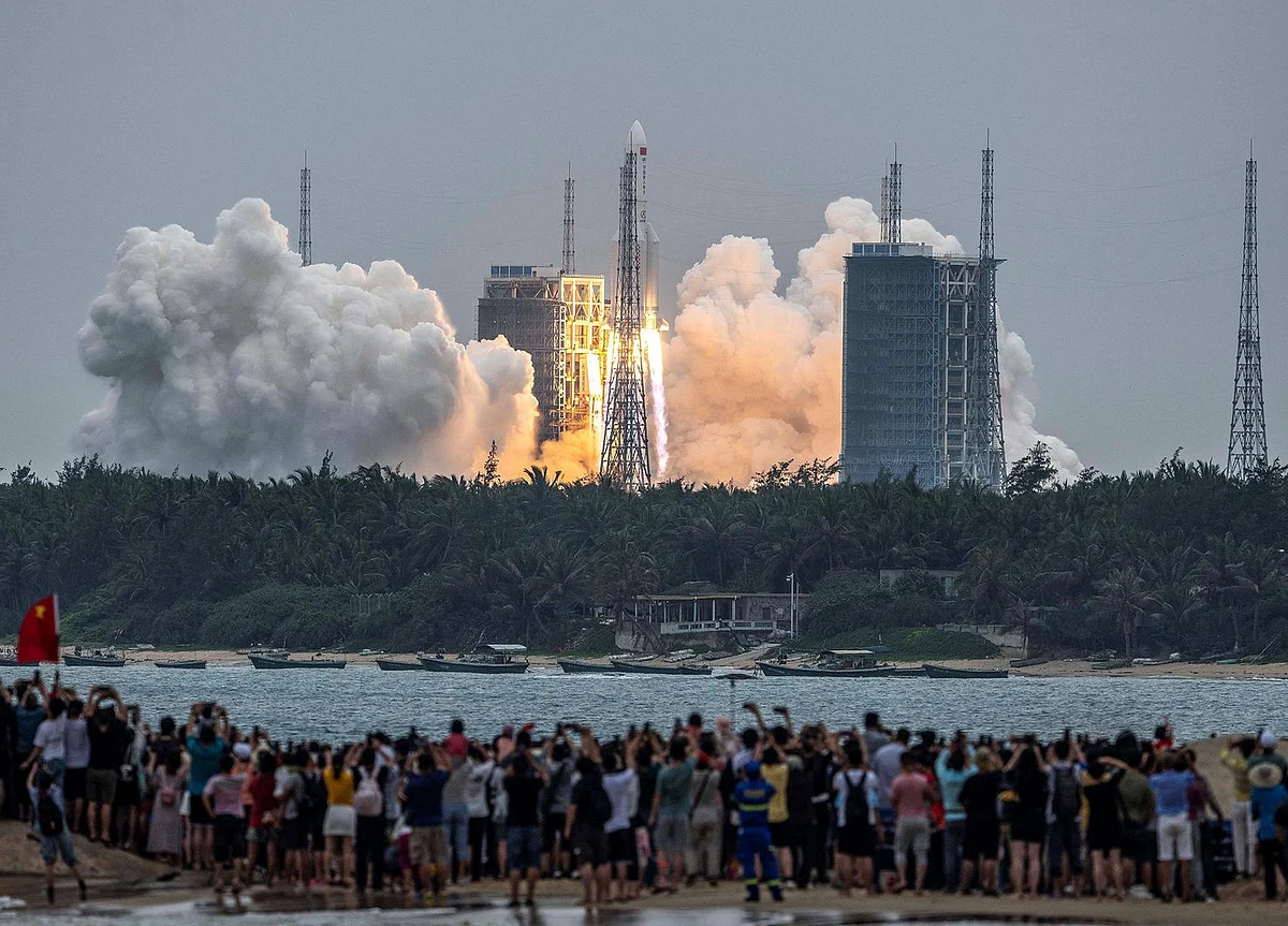 Tumbling Chinese Rocket Expected to Re-Enter Atmosphere May 8