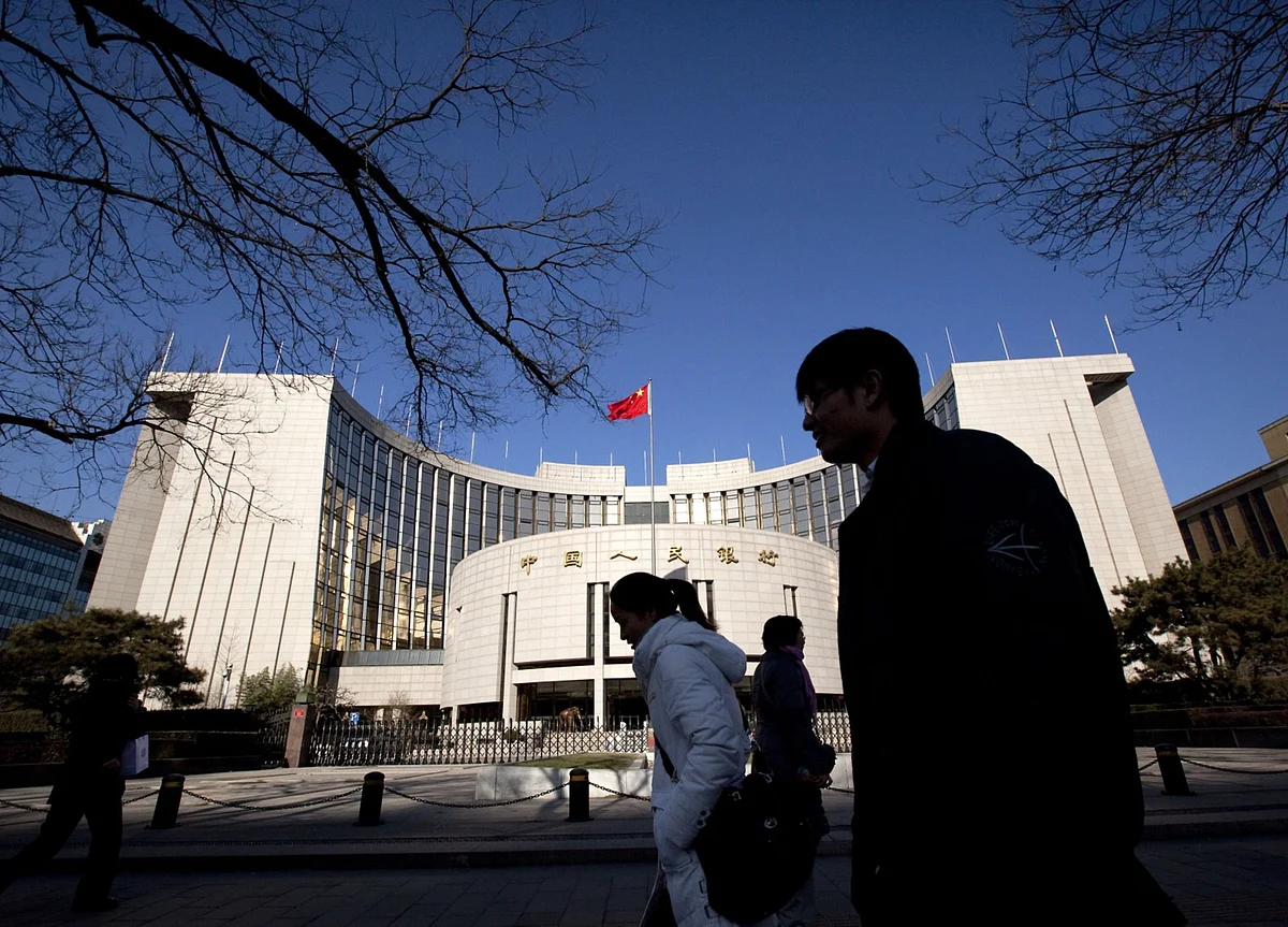 China Bond Rally Takes Yields to January Low as Peers Sell Off