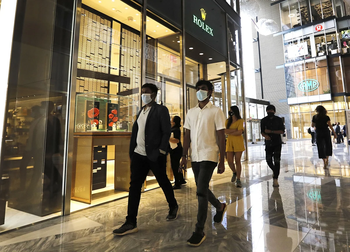 Retail Sales Stall After Latest Wave of Stimulus Spending