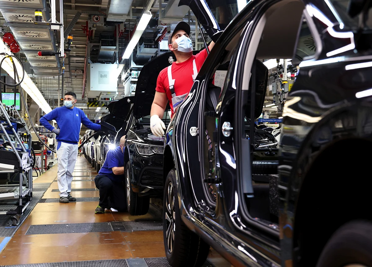 KPIT Technologies Expects 15% Growth Over Next Few Years Amid Focus On Autos