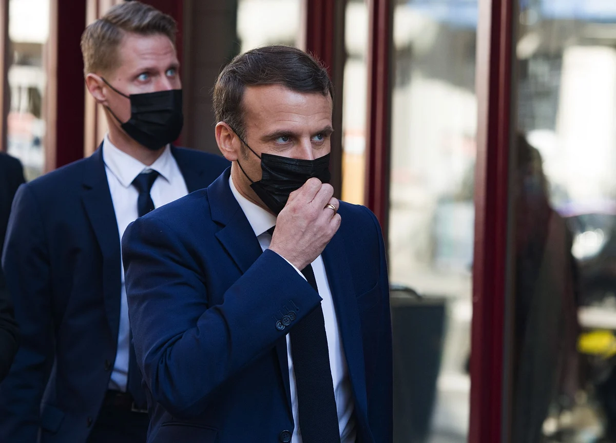Emmanuel Macron to Fine-Tune Stimulus Six Months Before French Elections