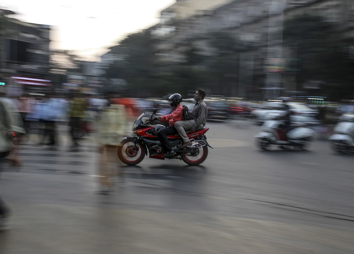 India’s Panicked Two-Wheeler Dealers Send An SOS