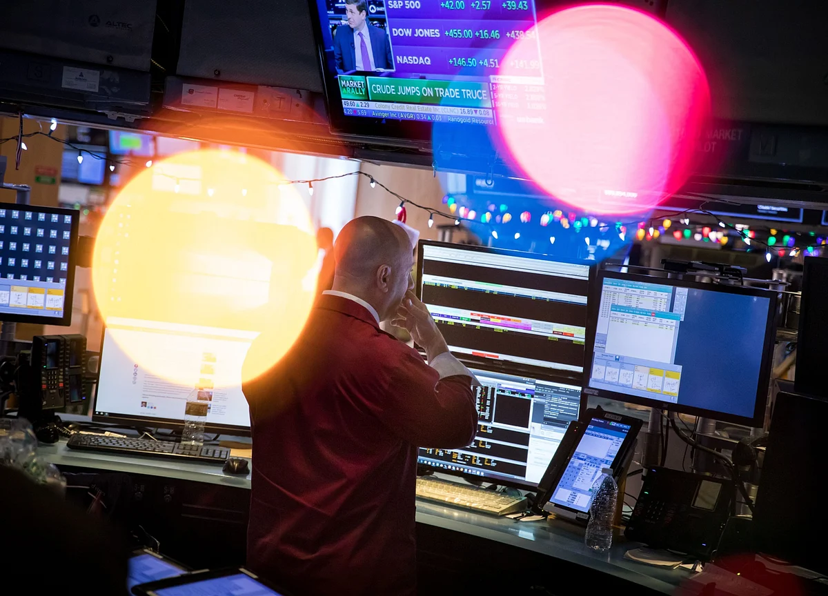 JPMorgan Sees Liquidity Risks On Rising Non-Institutional Investor Participation