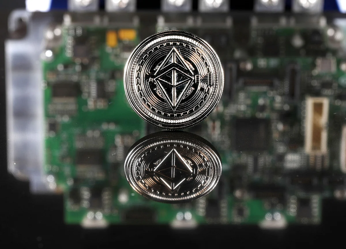 Ether Hits $3,000 as Bitcoin’s Crypto Dominance Declines