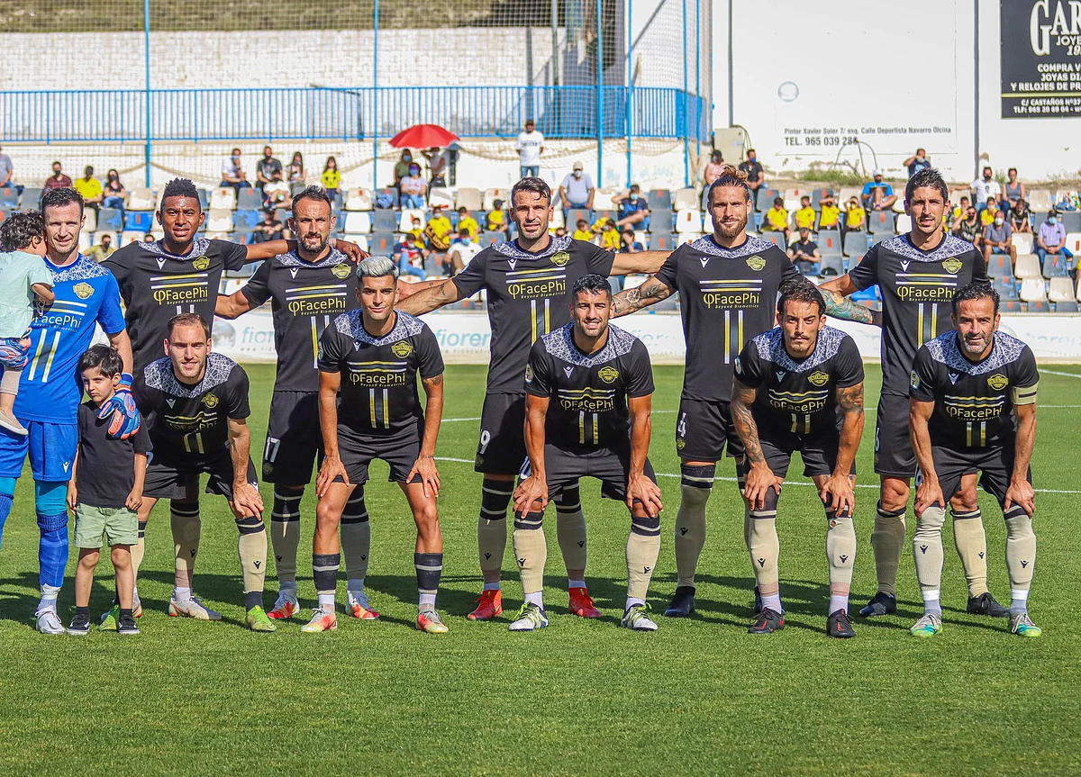 Tiny Team to Become Spain’s First Listed Soccer Club