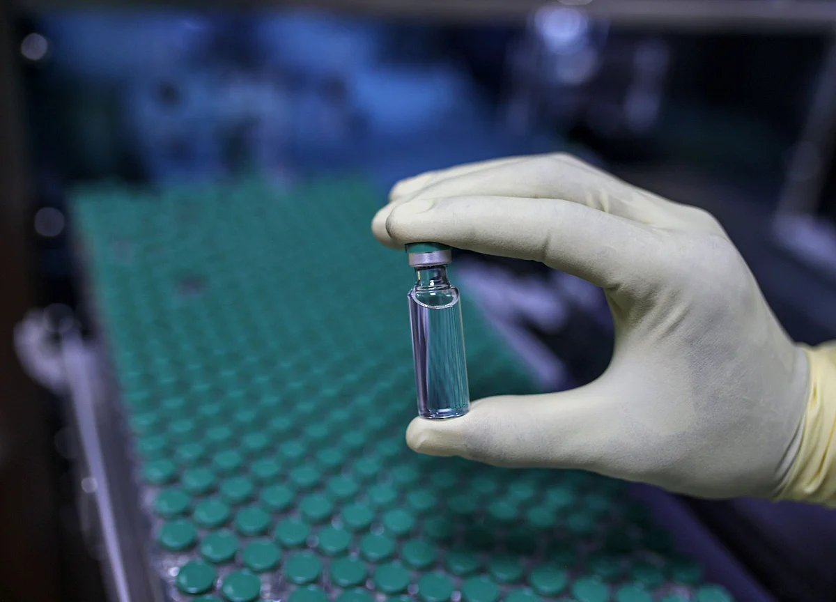 India Due to Receive 220 Million Serum Shots in Coming Months