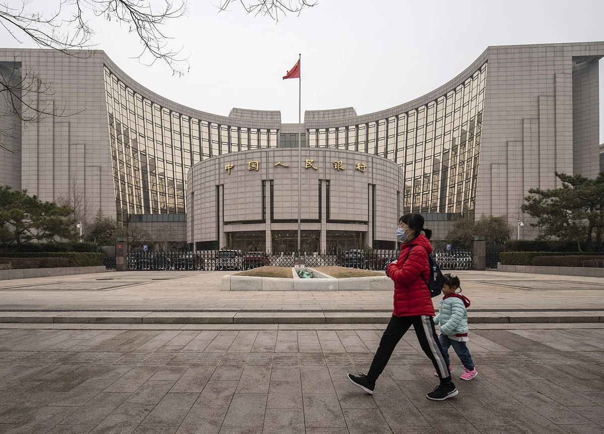 Bubble Risks Test China’s Commitment to No Sharp Turn in Policy