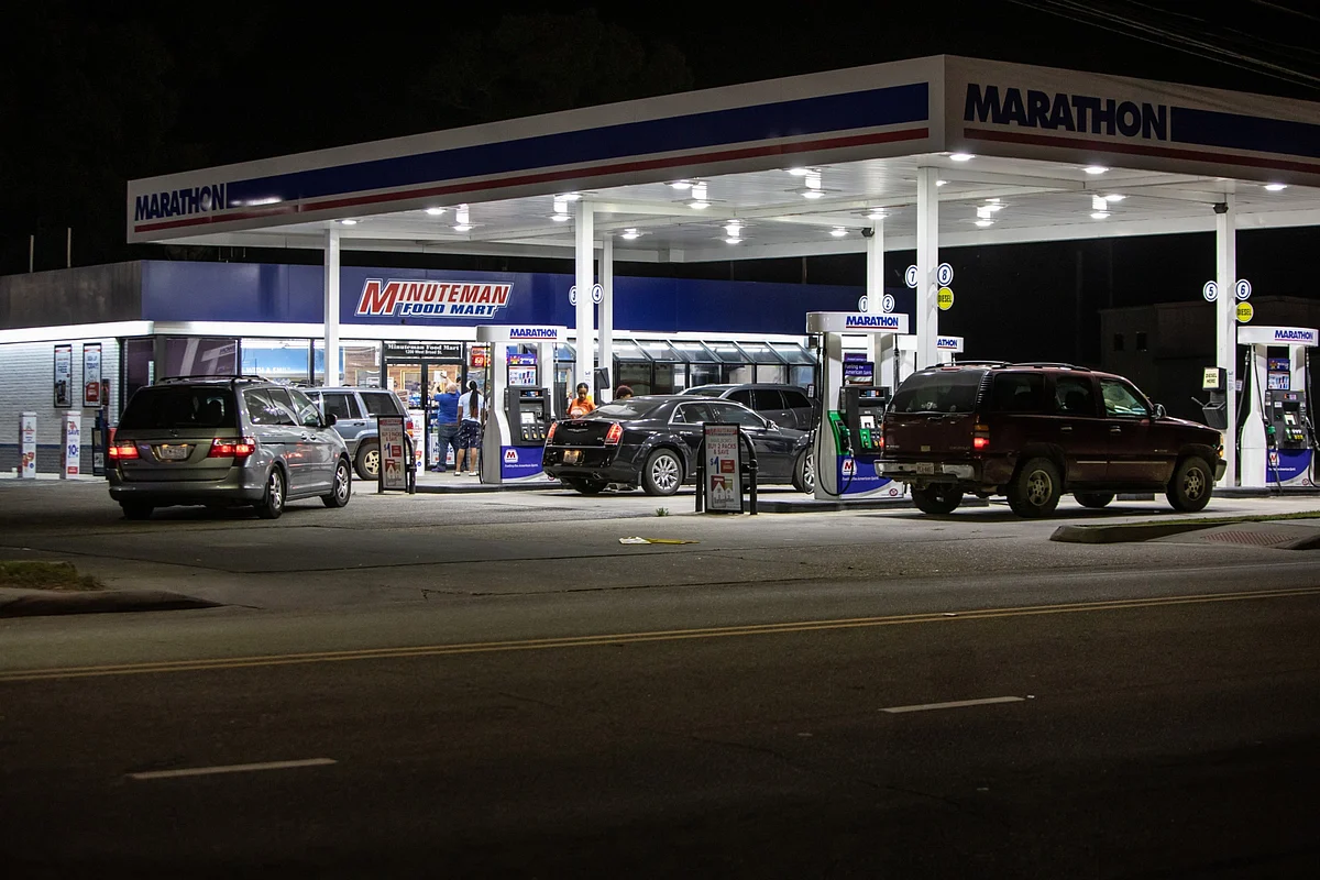 Colonial Restarts After Cyberattack But Fuel Curbs to Linger
