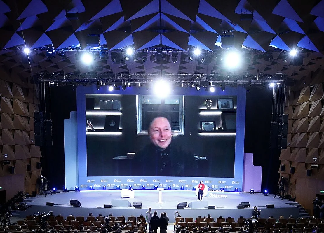 Musk Tells Moscow Tesla May Build Plant in Russia Eventually