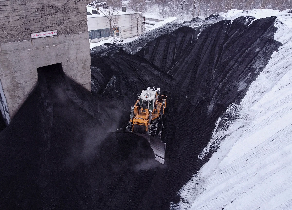 Putin Is Betting Coal Still Has a Future