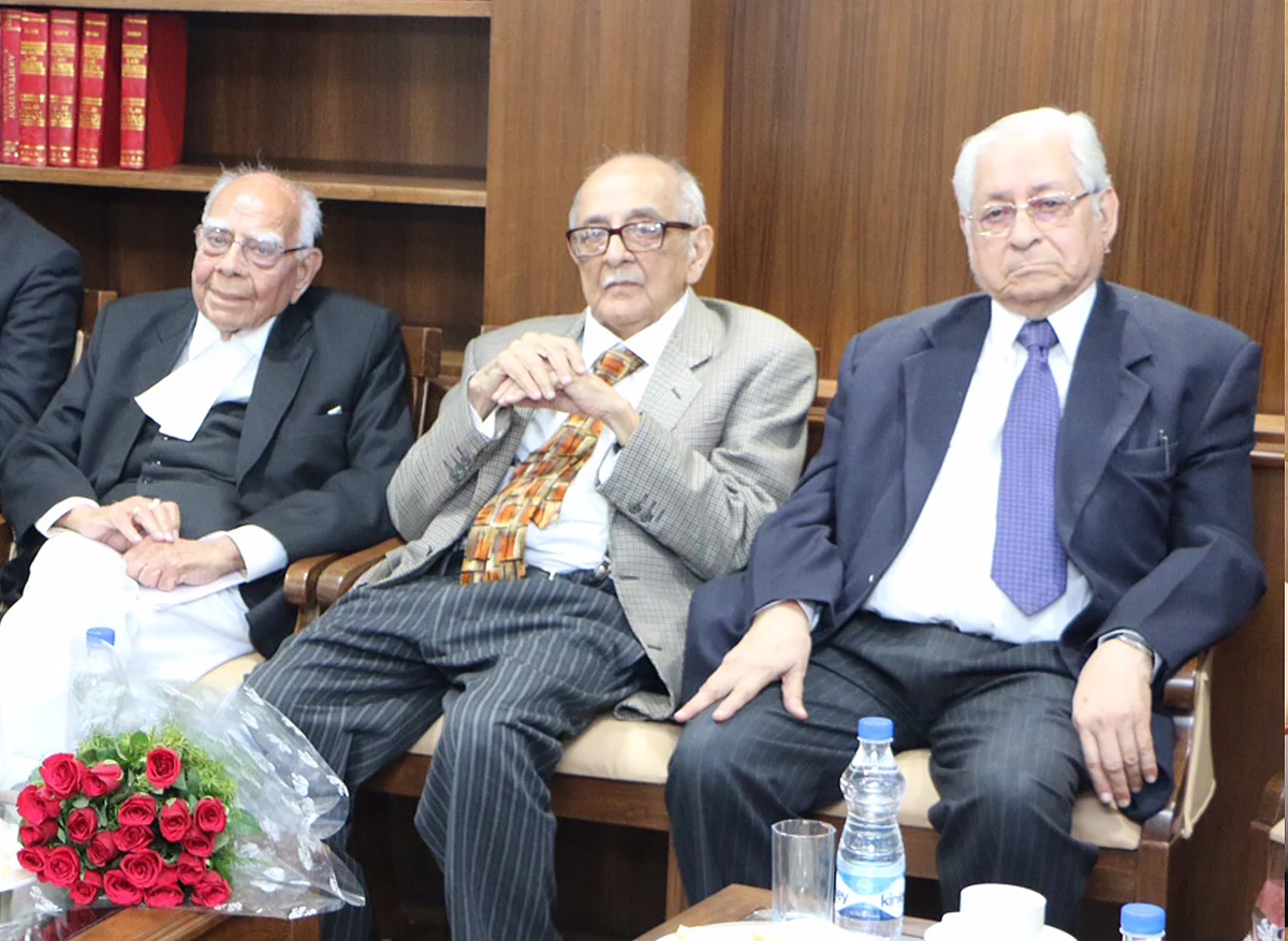 A 2016 photograph of three of India’s leading jurists, the late Ram Jethmalani (left), Fali Nariman (centre) and Soli Sorabjee (right). (Source: <a href="https://www.some.ox.ac.uk/news/from-oxford-to-india-a-visit-by-the-oxford-india-centre-for-sustainable-development/">The Oxford India Centre</a>) 