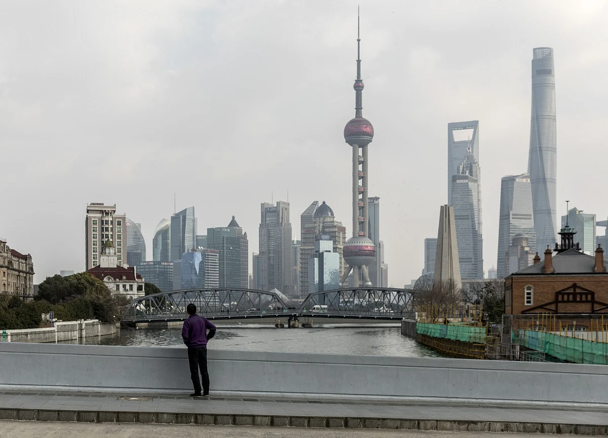China Offers Banks Nearly $16 Billion to Maintain Liquidity