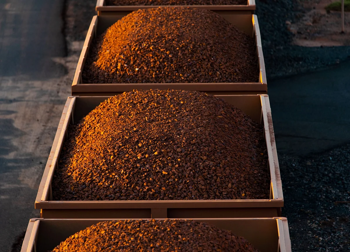 Iron Ore Rebounds as China Mills Churn Out Steel at Record Pace