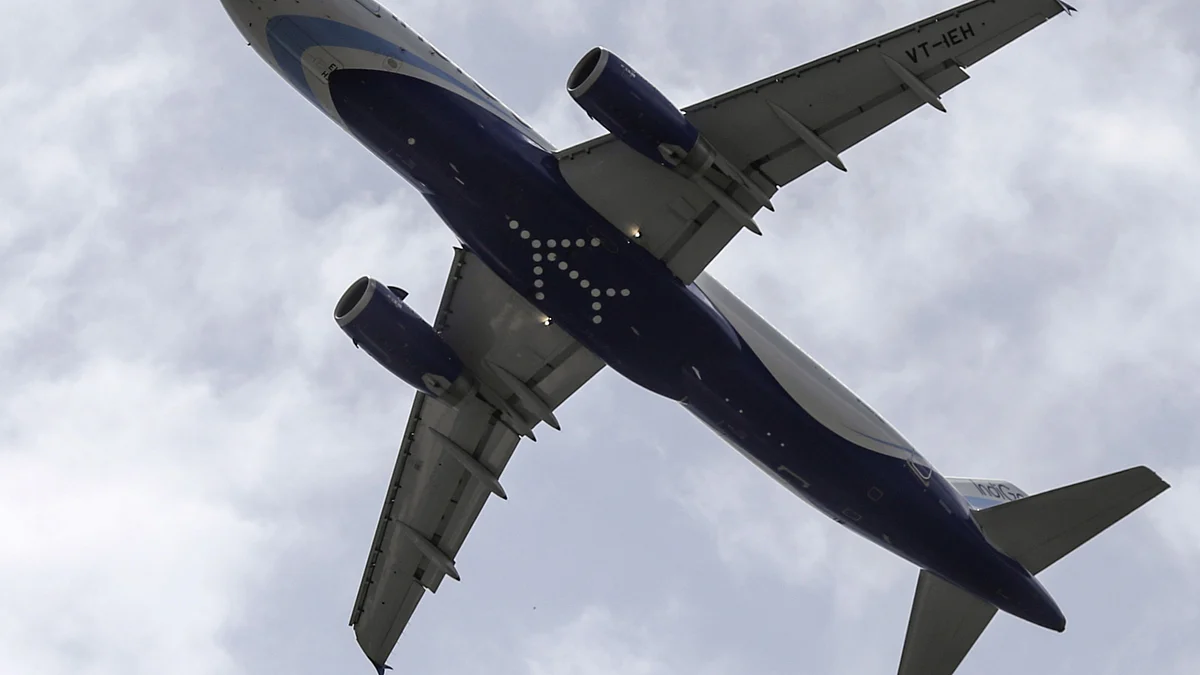 An aircraft operated by IndiGo, a unit of InterGlobe Aviation Ltd., prepares to land at Chhatrapati Shivaji International Airport in Mumbai, India. (Photographer: Dhiraj Singh/Bloomberg)