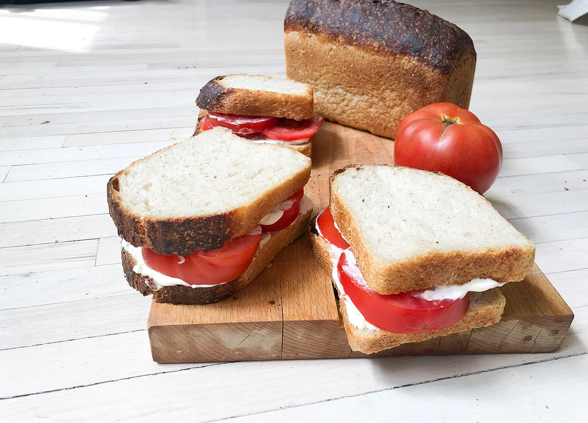 There’s a Trick to Making the Summer’s Perfect Tomato Sandwich