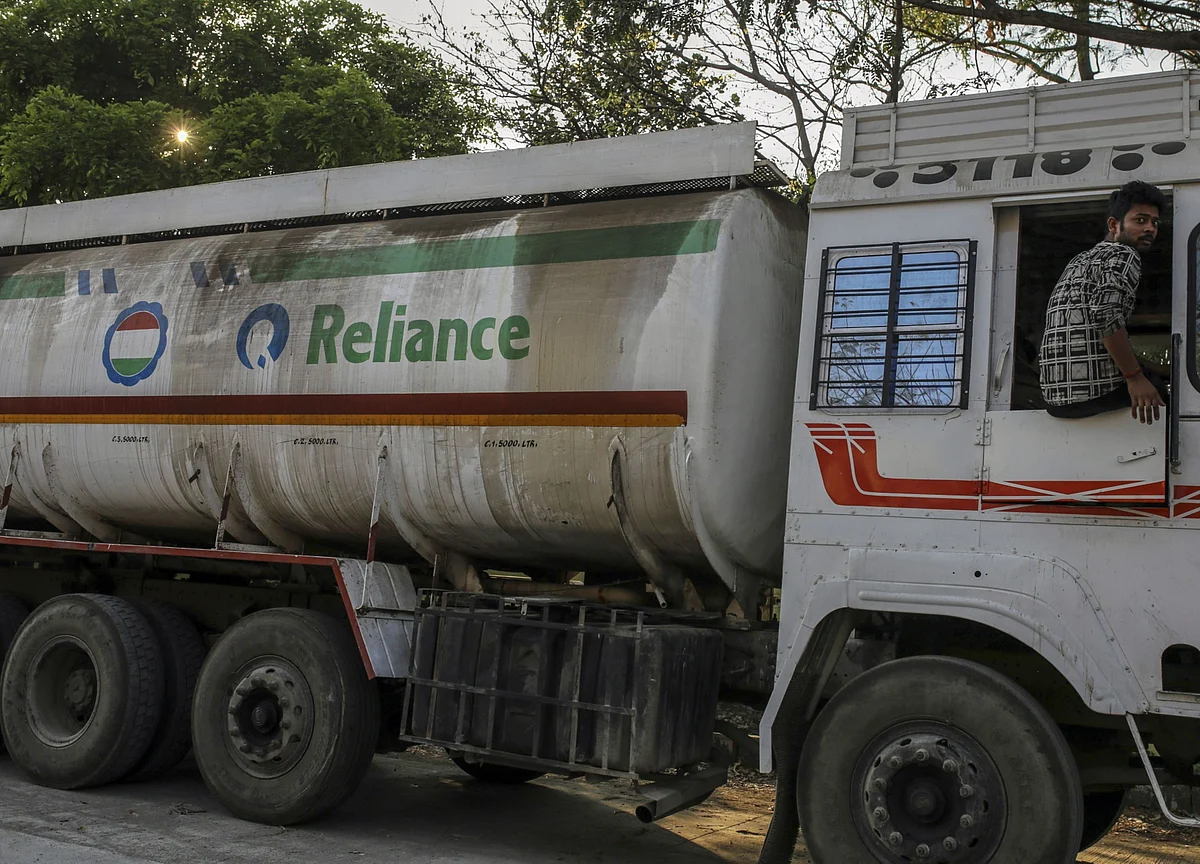 Former Biden Aide to Lobby for Indian Refiner on Venezuela Ban