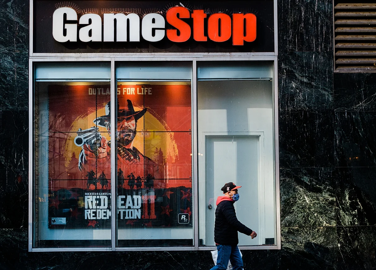 GameStop Tumbles on Stock Sale Plan and Unclear Strategy View