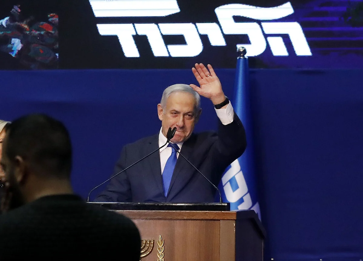 Netanyahu’s Reign Over as Israel Ushers in Fragile Government