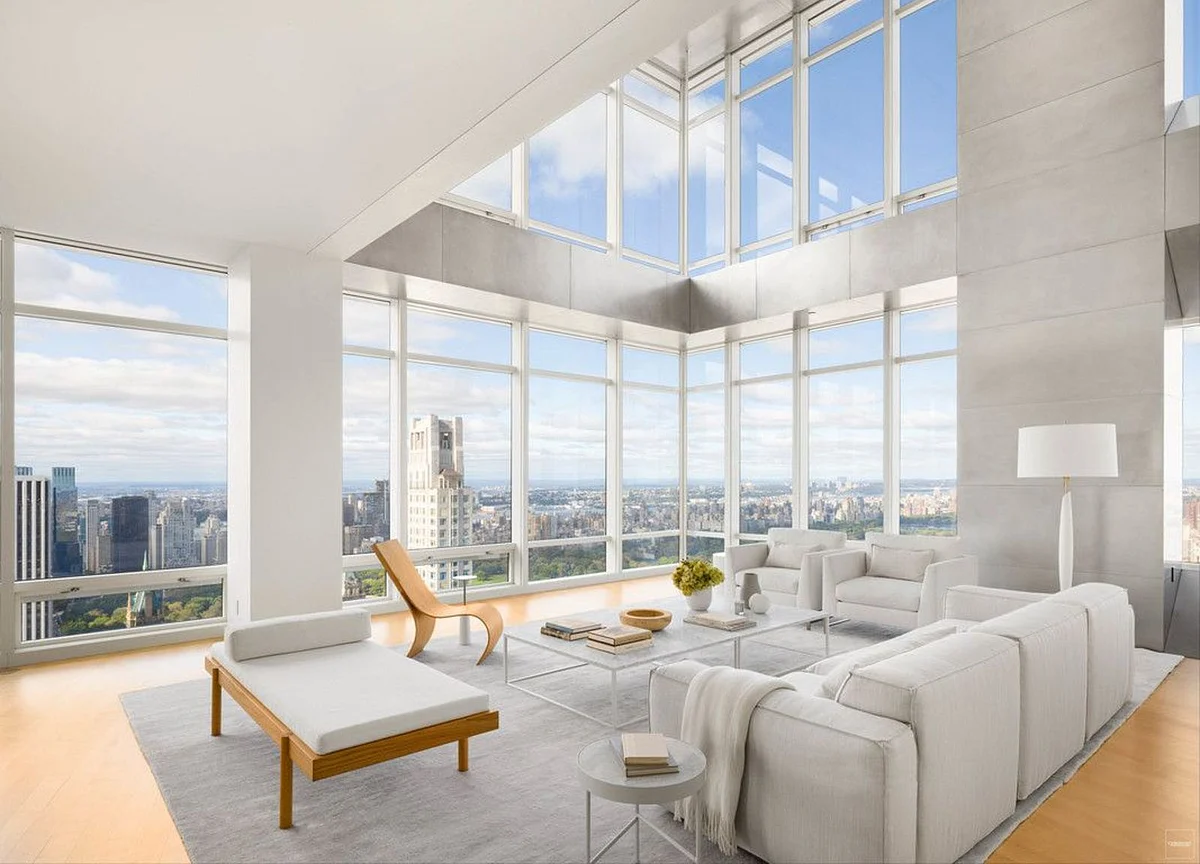 Steve Cohen’s NYC Condo Sells Above Asking Price After Big Cut