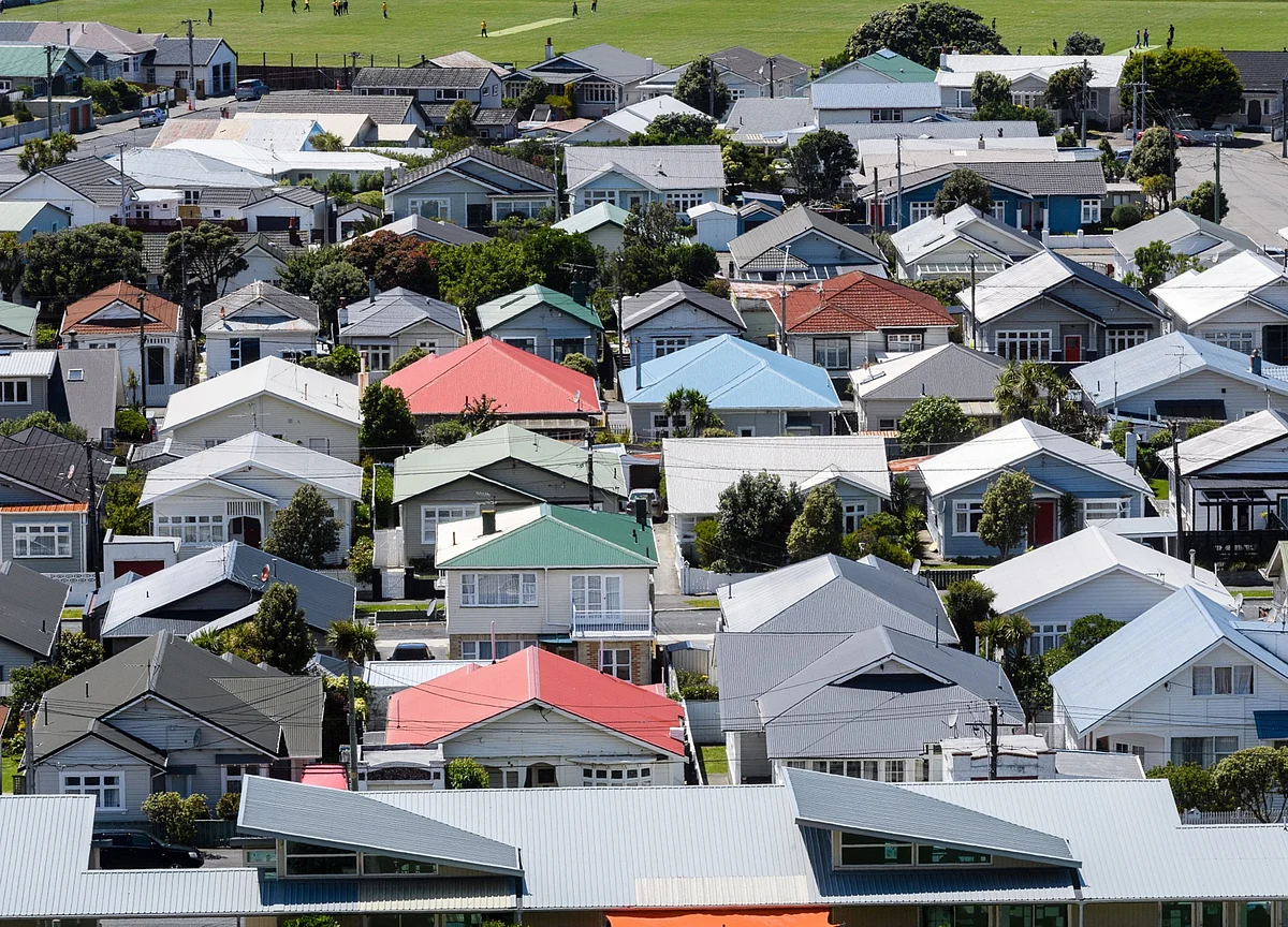 Global Home Prices Rise Most Since 2006, Fueling Bubble Concerns