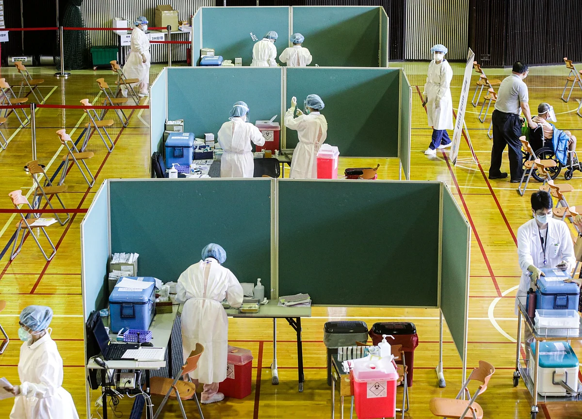 U.K. Cases Surge; BofA Sets Office Return Plan: Virus Update