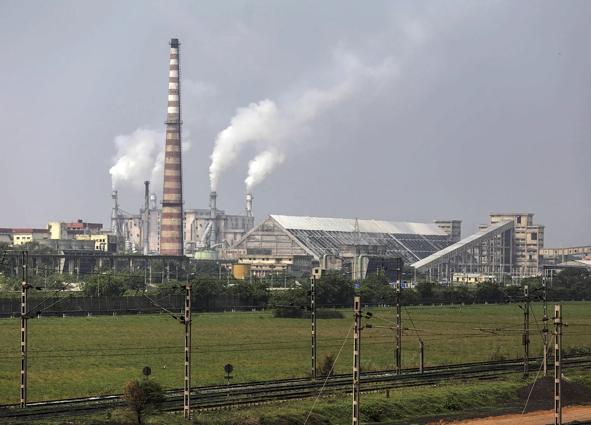 India Mulls Green Hydrogen Obligation for Refiners, Fertilizers
