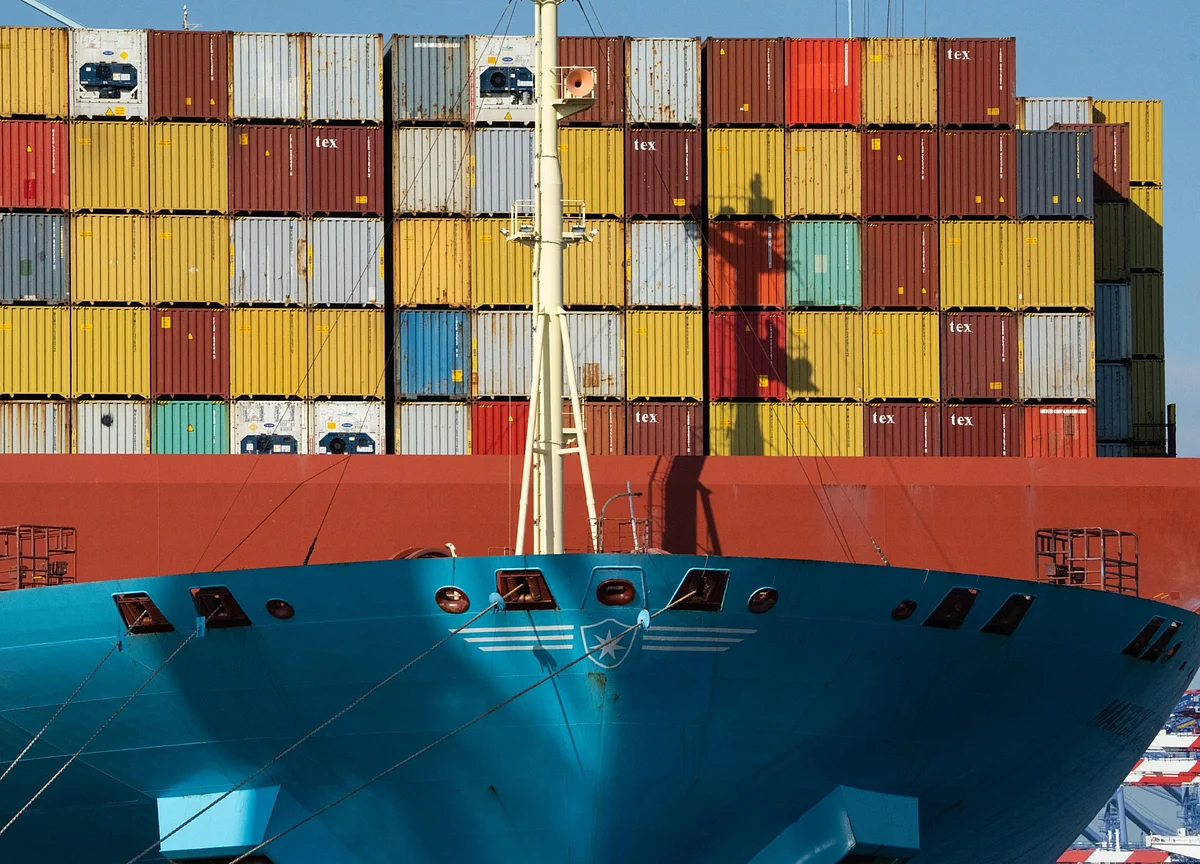 U.S. Trade Gap Narrows for First Time in 2021 as Exports Jump