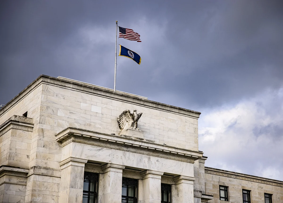 Fed Debate Moves to Bond Taper and Liftoff: Decision-Day Guide
