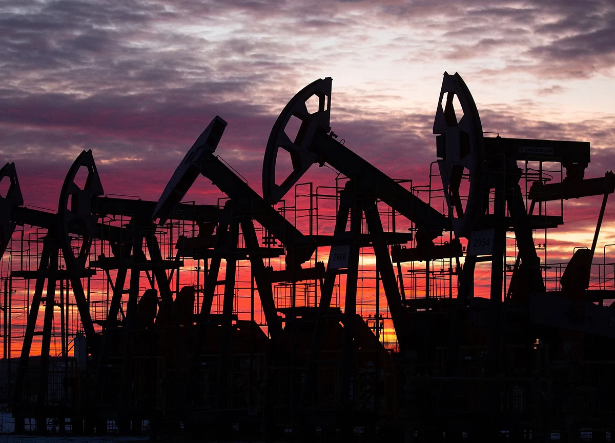 Oil & Gas Sector Update - High Oil Good For Oil India, GAIL; May Hit GRM, Marketing Margins: ICICI Securities